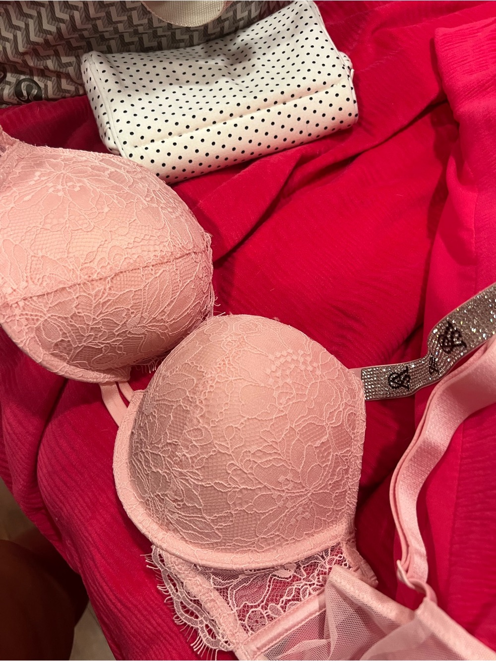 Victoria's Secret Light Pink Lace Push-Up Bra literally never used